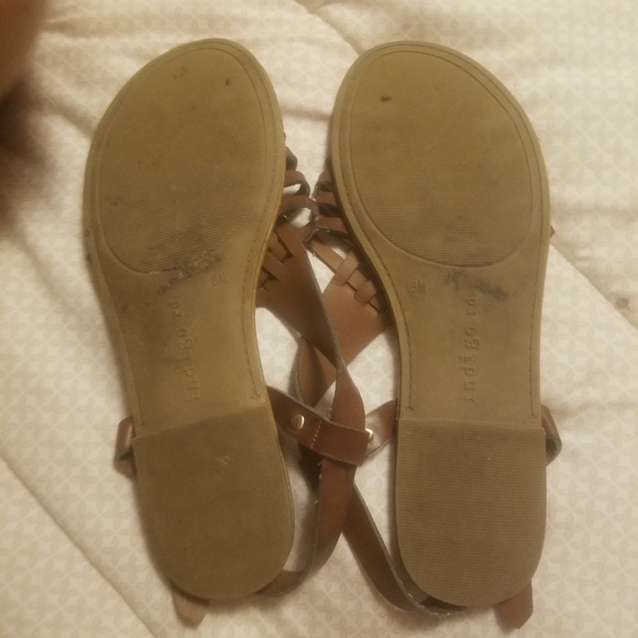 Sandals - Picture 2 of 3